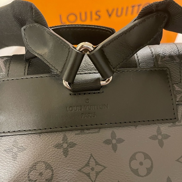 Louis Vuitton Christopher MM Monogram Eclipse Backpack - Picture 12 of 13
